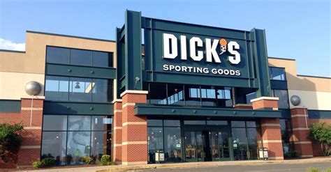 A full team currently is dedicated to analyzing customer relationship management (CRM) data across the entire chain of 520 brick-and-mortar locations, according to Ryan. . Dicks sporting goods customer service